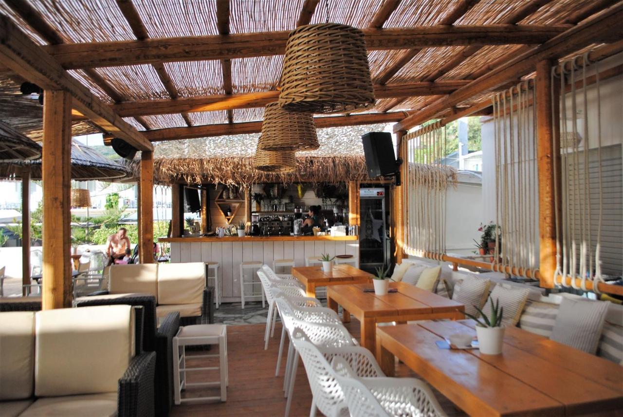 Puerto Seaside Rooms Akhladheri Экстерьер фото