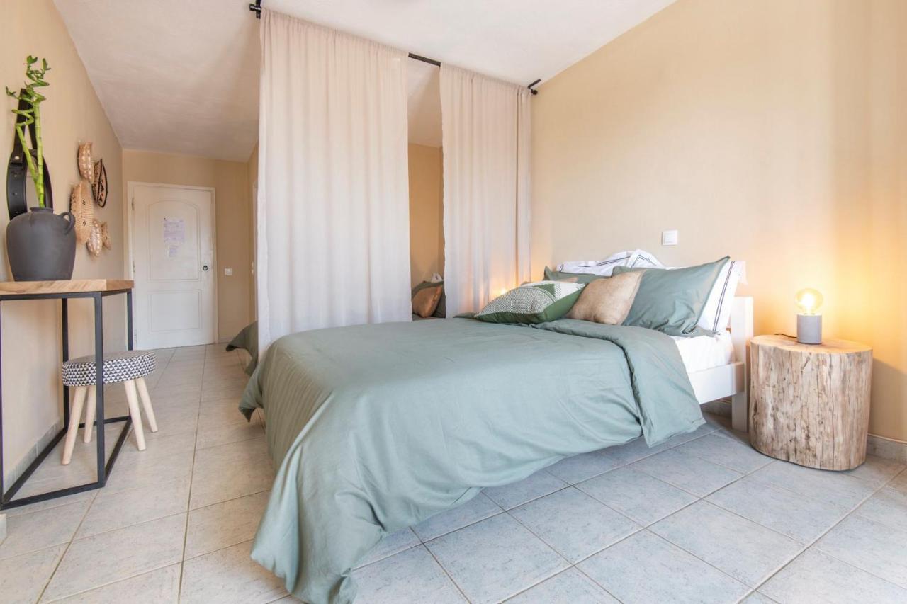 Puerto Seaside Rooms Akhladheri Экстерьер фото